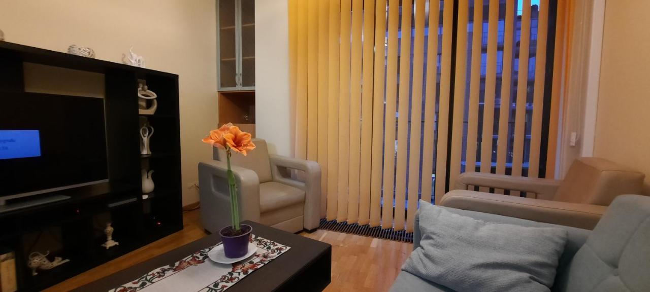 Angel City Apartments Краков Экстерьер фото